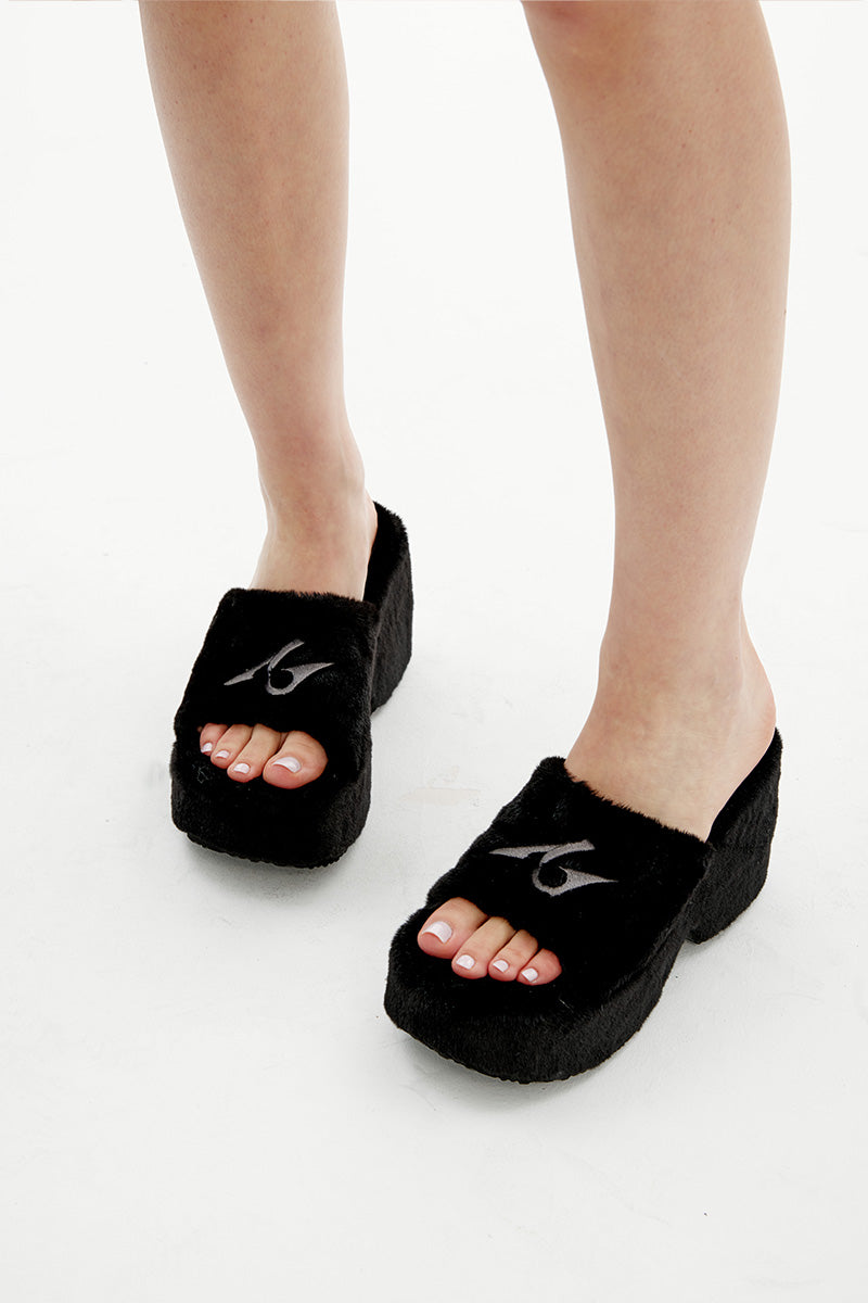 Platform Fur Slipper- Black